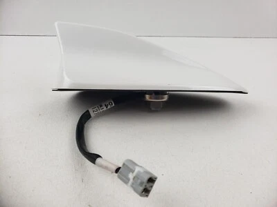 Módulo de techo antena Mazda CX-3 2016-2020 OEM GML866930 Foto 1 de 3