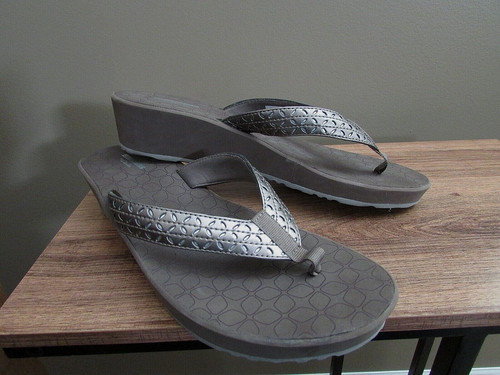 Infradito Clarks Liya Gaze zeppa in peltro tortora metallizzato 10 M