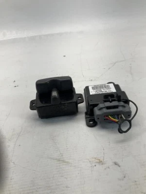 06-09 Módulo de detección de ocupantes asiento delantero derecho Subaru B9 Tribeca Q Foto 1 de 4