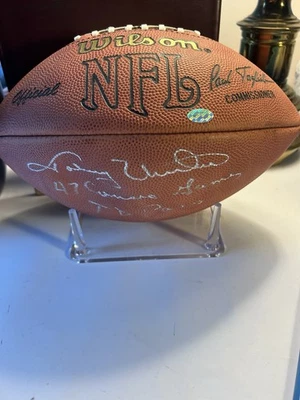 Johnny Unitas Fútbol Firmado - 47 Juegos Consecutivos TD Passes - Uno de Solo 500 Foto 1 de 4