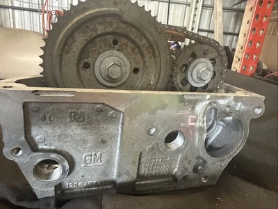 2000 Oldsmobile Intrigue Rebuildable Left Cylinder Head 3.5l 12562577 - Image 1 of 3