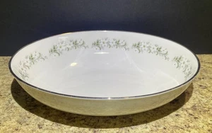 Cuenco de verduras ovalado Noritake Ivory China 7568 Westin platino borde pintado a mano - Imagen 1 de 11