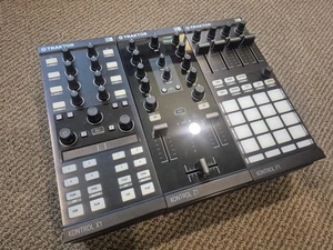 NI Traktor DJ Set - Picture 1 of 6