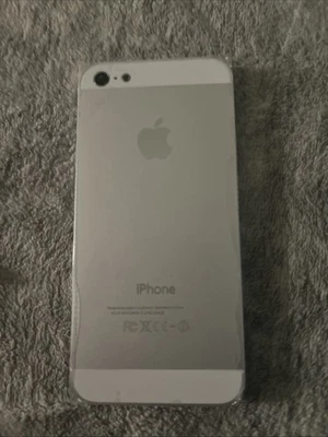 iPhone 5s 16GB Unlocked, Rare iOS 9.2.1 - Image 1 of 2