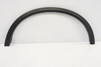 Nissan Rogue 2014-2020 rueda trasera izquierda lado del conductor moldura acampanada OEM 788614BA0A Foto 1 de 4