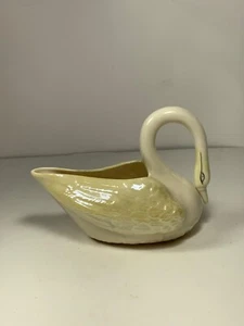 Belleek Ireland Porcelain Swan Creamer 1965-1981 6 in. - Picture 1 of 8
