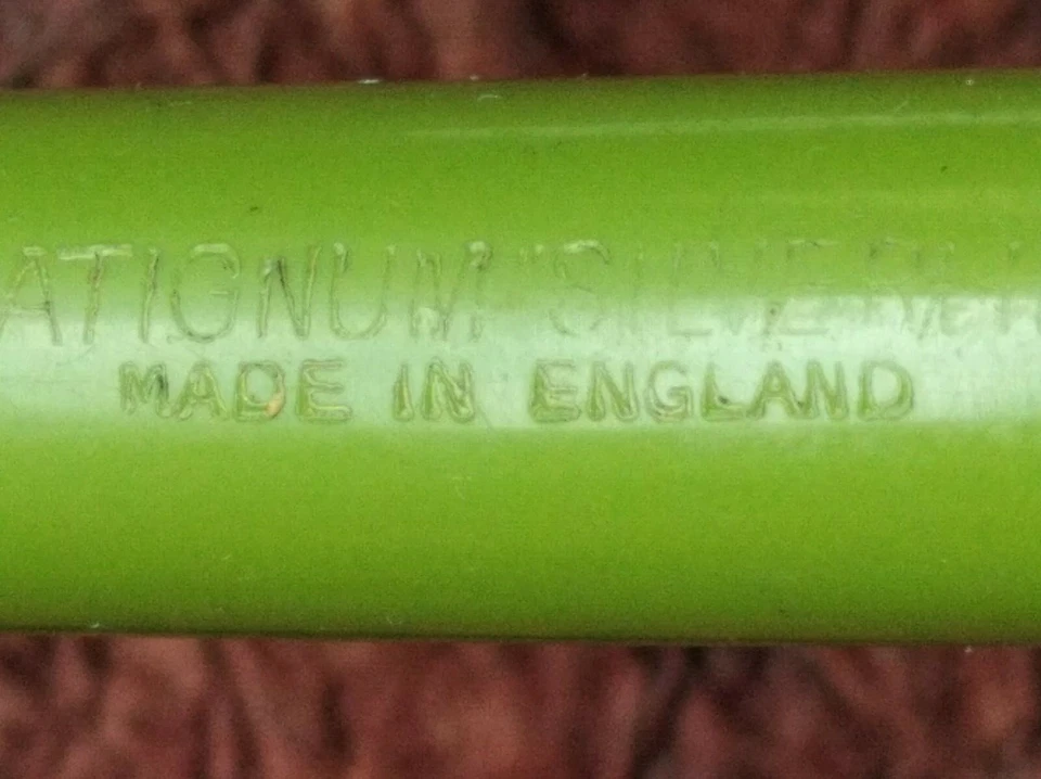 Rare Vintage Platignum Silverline Green Fountain Pen England WIDE NIB B2 - Image 1 of 4