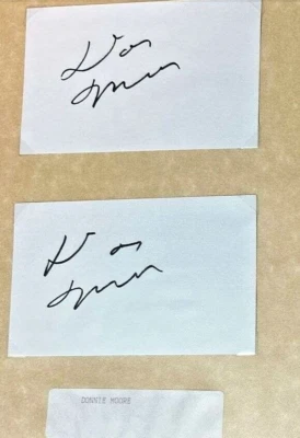 Donnie Moore Atlanta Braves Autographed Signed Pair of Index Cards - Image 1 of 2