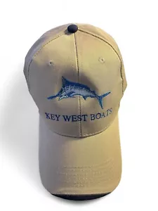 Cappellino Key West Boats pesce spada ricamato con cinturino sul retro - marrone chiaro - copricapo nautico - Foto 1 di 4