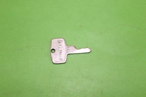 Nuevo de lote antiguo KAWASAKI H1 H2 S1 llave precortada # 272 piezas fabricante de equipos originales 27018-016-72 - Imagen 1 de 4
