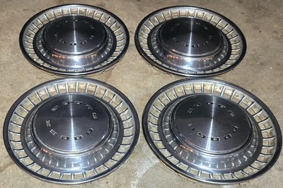 Juego de 4 cubiertas de rueda tapacubos vintage 1972-1976 Dodge Charger Challenger Dart 14" Foto 1 de 4