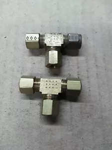 (2) 364-04-04-04 Brass Compression Tube Union Tee Fitting for 1/4" OD Tube - Picture 1 of 1