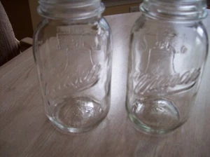 2 MASON JARS with THE LIBERTY BELL and the DATES 1776 AND 1976 - Picture 1 of 2