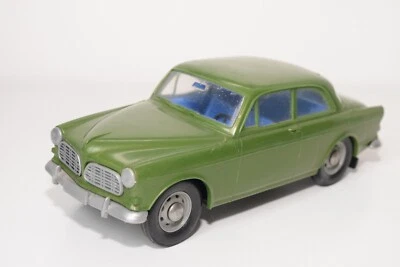 A75 1:20 STAHLBERG JU-JU PLASTICA FINLANDIA VOLVO AMAZON 131 122 VERDE NM - Immagine 1 di 4