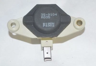 Regulador de tensión BMW 318i 325 325e 325i 525i 528e 535i 735i 850i M3 M5  Foto 1 de 4