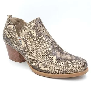 Baretraps Women Block Heel Ankle Booties Rizzo Size US 9.5M Natural Snake Fabric - Picture 1 of 6