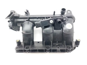 COLLETTORE ASPIRAZIONE COLLETTORE ASPIRAZIONE RENAULT CLIO IV (5R) 2013 140032844R - Foto 1 di 5