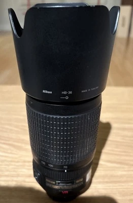 Nikon 70-300mm f/4.5-5.6G ED IF AF-S VR Nikkor Zoom Lens for Nikon W/ HB-36 hood - Bild 1 von 4