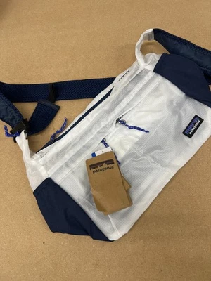 Patagonia Sling Bag White & Navy  Lightweight Ripstop Travel Pack  Compact - Image 1 of 4