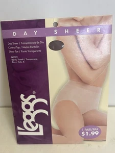 Leggs Day Sheer Control Top Pantyhose Size B Transparente Sheer Toe - Picture 1 of 5