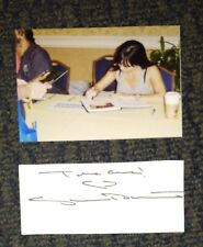 Shannen Doherty Signed In Person Cut With 4x6 Photo Signing It - Charmed 90210
