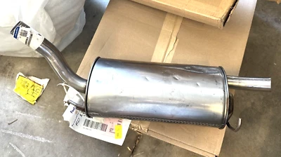 Conjunto de silenciador de escape delantero genuino OEM Ford Transit Connect 2,0 L 9T1Z5230A Foto 1 de 4