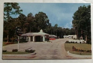 Motel Rochambeau Williamsburg, Virginia Postcard (G1) - Picture 1 of 2