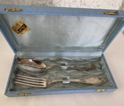 Couverts en métal argenté de baptême dans coffret/6747V2 - Photo 1/4