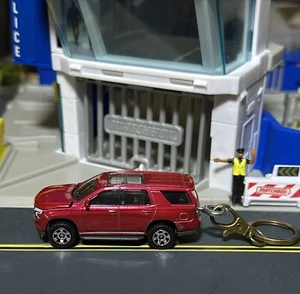 MatchboX 2024 MBX Piezas Móviles Rojo Chevy Tahoe Nuevo Suelto Personalizado Llavero - Imagen 1 de 4