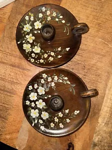 Pair Vtg Round Wood Candle Holders  Hand Painted Daisies Flowers Cottage Core - Picture 1 of 6