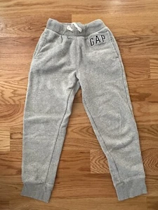 GAP Kids Boys Joggers Fleece Grey Comfort Sweatpants Size L - Picture 1 of 3