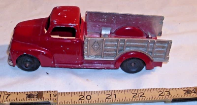 HUBLEY KIDDIE TOY FORD STAKE BED TRUCK TOY 1950s - Image 1 of 4