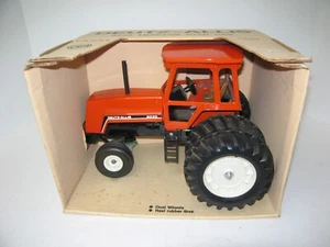1/16 DEUTZ-ALLIS 8030 w/WIDE DUALS NIB - Picture 1 of 5