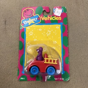 Juguete fundido a presión de los 90 camión de bomberos Barney el dinosaurio 1993 vintage - Imagen 1 de 2
