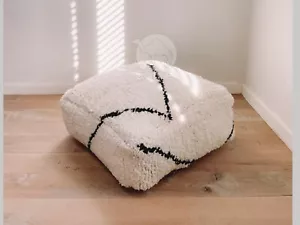 Wool moroccan pouf Beni Ouarain Handmade Moroccan berber wool pouf floor cushion - Picture 1 of 3