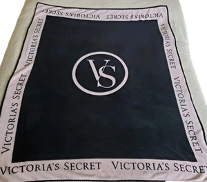 Victoria's Secret VS Logo Spell Out Throw Blanket Black Pink Plush 52 x 62 in - Picture 1 of 7