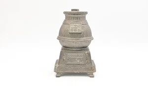 Vintage 1974 Banthrico Pot Belly Stove Metal Coin Bank 5.5" Tall Saving Bank - Picture 1 of 8