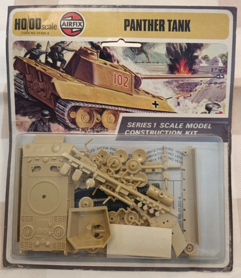 German Panther Tank WWII series 1 ed80 - Scala H0/00 Plastic Model Kit Airfix - Immagine 1 di 4
