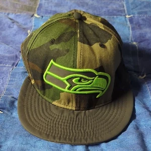 Seattle Seahawks Camo New Era Mütze - 59FIFTY Camouflage, grünes Logo, Größe 7 3/8 - Bild 1 von 9
