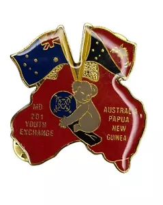 Australia Flag Papua New Guinea Flag Lapel Hat Pin Koala Bear Club Gold Vtg - Picture 1 of 3