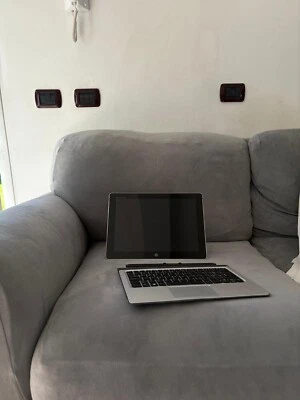 HP Elite x2 1012 Tablet L5H18EA convertibile 2 in 1, 12 ", processore Intel m5-6 - Immagine 1 di 4