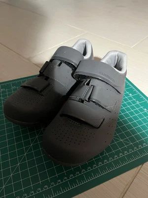 Zapatillas de ciclismo Shimano Explorer para mujer EE. UU. 8,5 UE 41 se ven nuevas pero usadas Foto 1 de 4