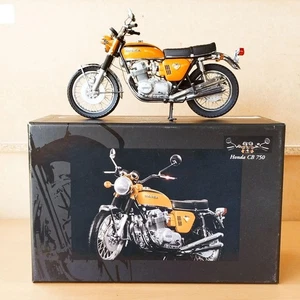 Minichamps Honda Cb750 Diecast Motorcycle Model Replica Collectible Display - Picture 1 of 12