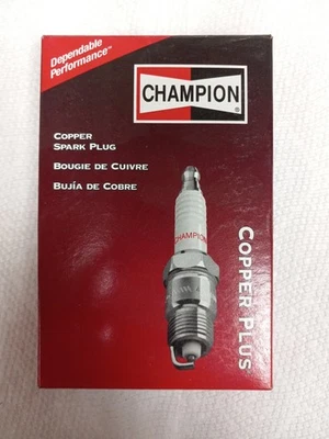 New Set of 6 CHAMPION Copper Plus Spark Plug 31 RN14MC5 - Image 1 of 4
