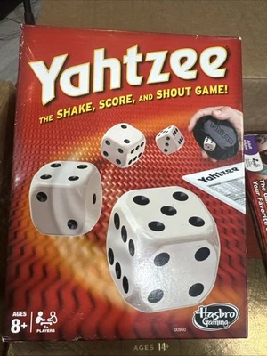 Hasbro Yahtzee 80 Score Cards (06100) - Image 1 of 3