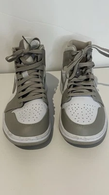 Nike Air Jordan 1 Mid Linen College Grey 554724-082 para hombre talla 8 Foto 1 de 4