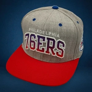Mitchell Ness NBA Philadelphia 76ERS Gris Jaspeado Rojo Snapback Gorra Mezcla de Lana - Imagen 1 de 16