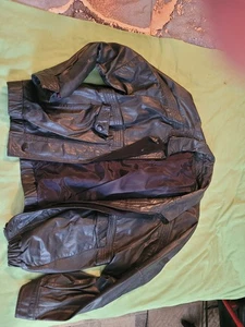 Suvn Sweaters Leather Jacket , Made In ARGENTINA, Missing Button On Sleeve - Bild 1 von 3