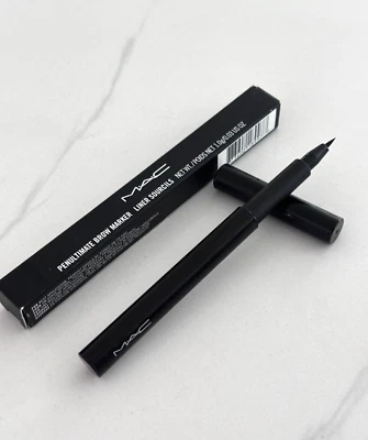 Marcador de cejas MAC Penultimate Foto 1 de 4