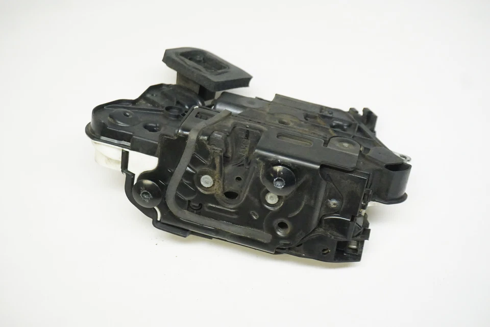 2012 2013 Volkswagen Golf R водитель двери замок привод 5K1837015E - Изображение 1 из 4